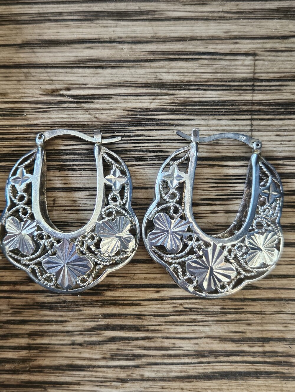 Chunky Vintage Sterling Silver Floral Filigree Hoop Earrings